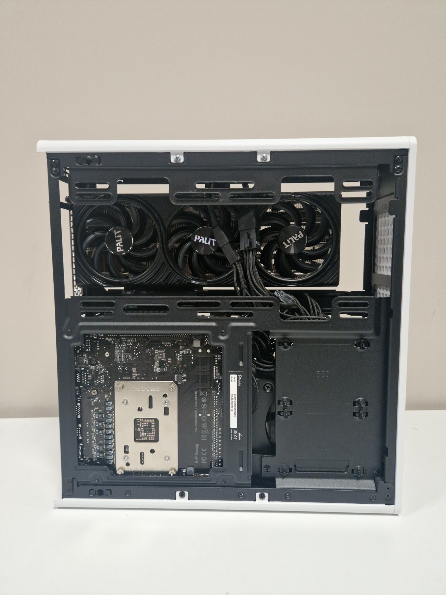 Gaming PC | Ryzen 7 7800X3D | RTX 5070 | 32GB DDR5 RAM | 1TB NVMe SSD