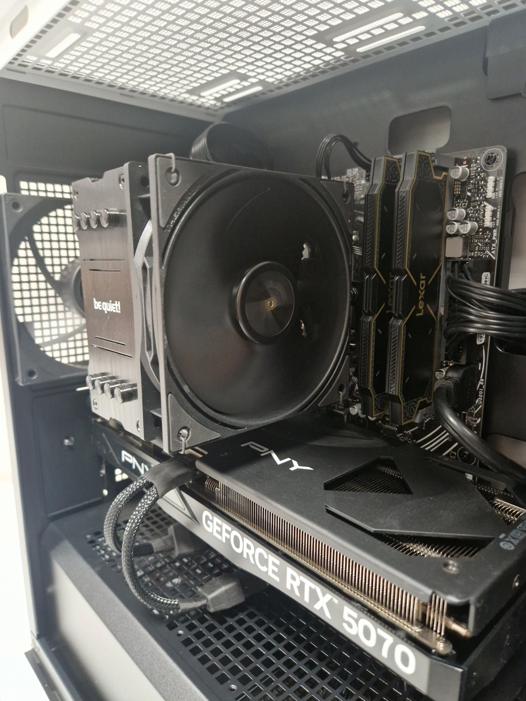 Gaming PC | Ryzen 5 7600X | RTX 5070 | 32GB DDR5-6000 RAM | 1TB NVMe SSD